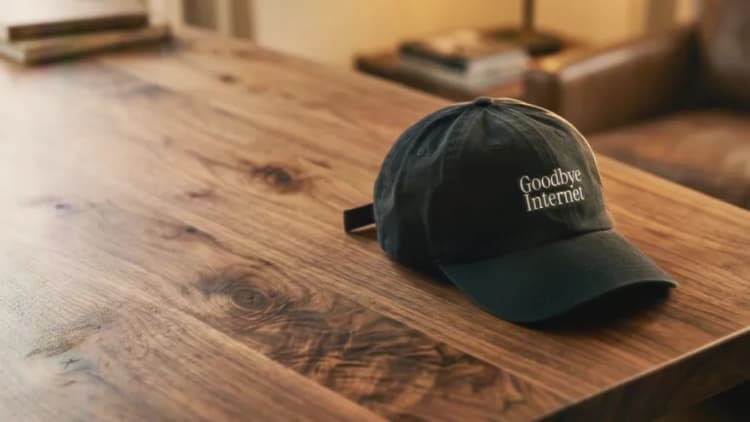 GI Dad Cap, Merchandising · Streetwear